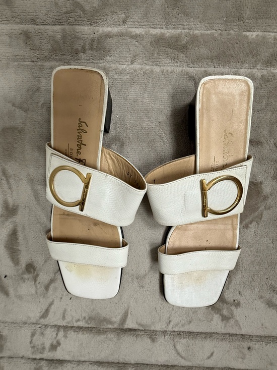 Salvatore Ferragamo Shoes - Salvatore Ferragamo White Leather Slide Sandals with Gold Gancini.